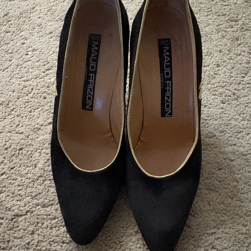 Maud Frizon Black Suede Pumps/Heels with Gold Tone design Women’s size 5